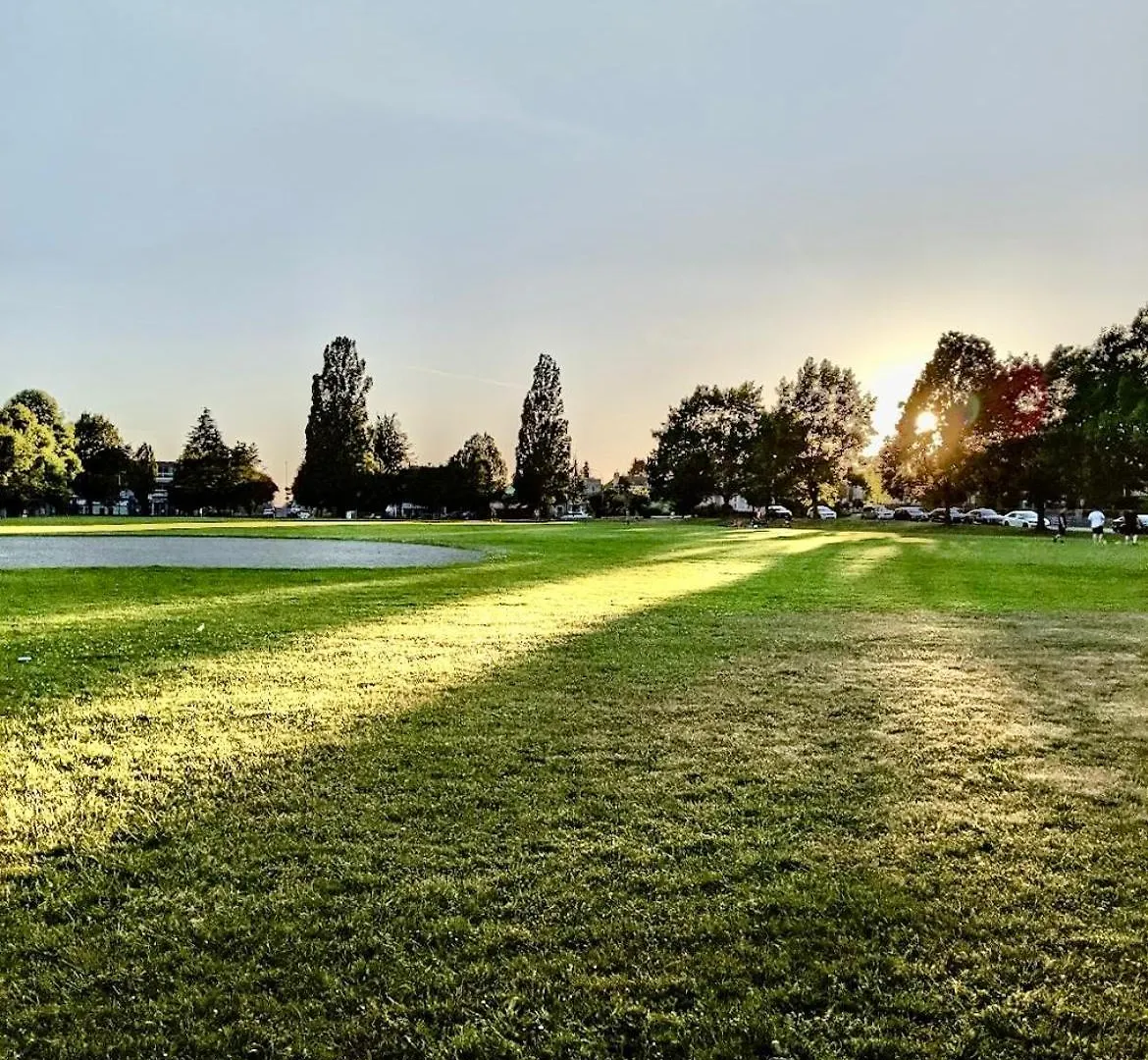 Vancouver Park Home Psalm 37 0*,  Canada